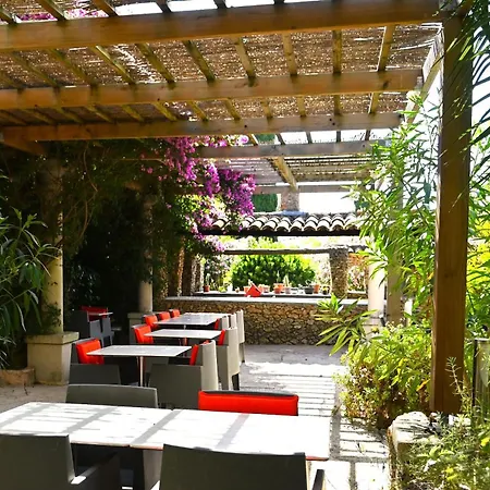 Les Jardins De Bormes, Sauna & Jacuzzi