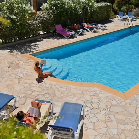 Les Jardins De Bormes, Sauna & Jacuzzi