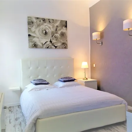 Otel Les Jardins De Bormes, De Charme Et Detente, Espace Bien-etre Avec Sauna & Jacuzzi - Adult Only 3*