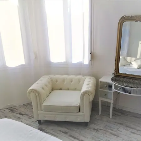 Otel Les Jardins De Bormes, De Charme Et Detente, Espace Bien-etre Avec Sauna & Jacuzzi - Adult Only
