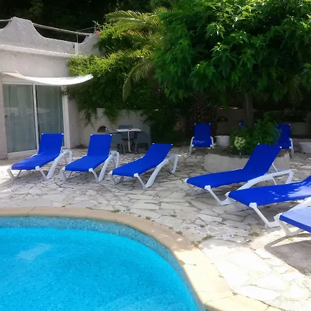 Otel Les Jardins De Bormes, De Charme Et Detente, Espace Bien-etre Avec Sauna & Jacuzzi - Adult Only