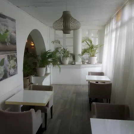Les Jardins De Bormes, De Charme Et Detente, Espace Bien-etre Avec Sauna & Jacuzzi - Adult Only Otel 3*