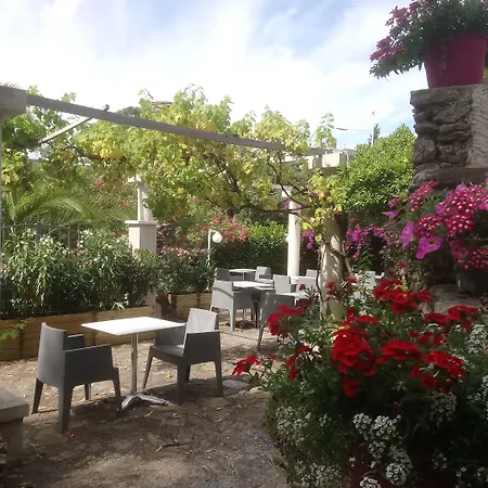 Otel Les Jardins De Bormes, De Charme Et Detente, Espace Bien-etre Avec Sauna & Jacuzzi - Adult Only Bormes-les-Mimosas