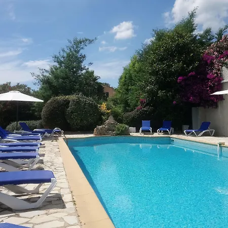 Otel Les Jardins De Bormes, De Charme Et Detente, Espace Bien-etre Avec Sauna & Jacuzzi - Adult Only 3*