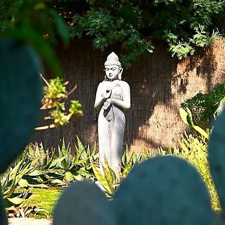 Hotel Les Jardins de Bormes 3*