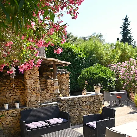 Les Jardins de Bormes, hôtel adult only avec piscine chauffée, jacuzzi et sauna Bormes-les-Mimosas