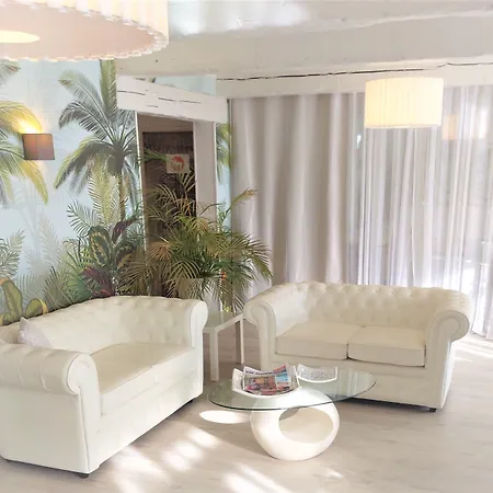 Hotel Les Jardins de Bormes, hôtel adult only avec piscine chauffée, jacuzzi et sauna