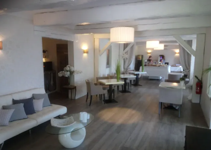 Hotel Les Jardins De Bormes, Adult Only Avec Sauna & Jacuzzi Bormes-les-Mimosas
