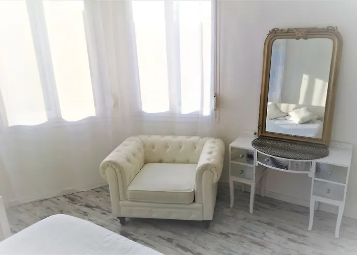 Hotel Les Jardins De Bormes, Adult Only Avec Sauna & Jacuzzi