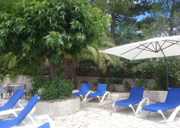 Hotel Les Jardins De Bormes, Adult Only Avec Sauna & Jacuzzi